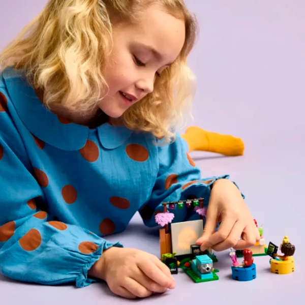 Constructor LEGO Friendship Movie Night Violet Numărul de piese 154, 6+ photo 7