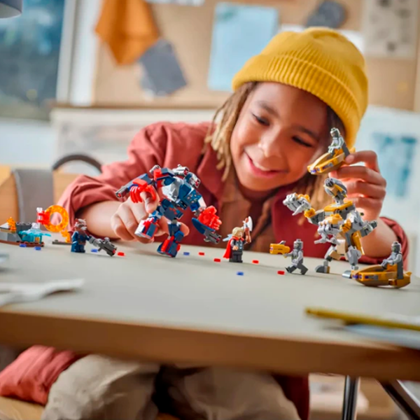 Constructor LEGO Avengers: Endgame Thor Vs. Chitauri Blue Numărul de piese 373, 8+ photo 3