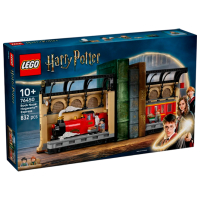 Constructor LEGO Book Nook: Hogwarts™ Express Brown Numărul de piese 832, 10+