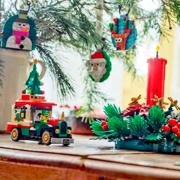 Constructor LEGO Santa's Delivery Truck Green Numărul de piese 224, 8+ photo 7