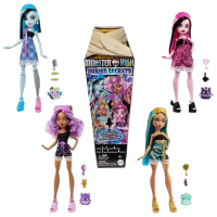 Păpușă Monster High Cozy Creepover model HYV64  3+