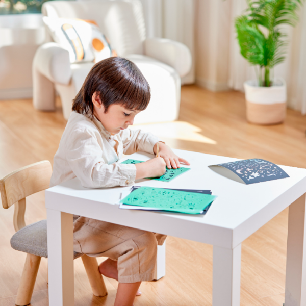Set de creație Hape Love Play. Learn Mâzgălituri magice E1071 Black Pentru copii, 3+ photo 7