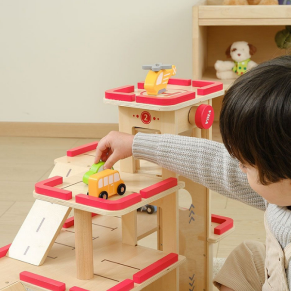 Интерактивная игрушка PolarB Parking Garage 44763 Wood 1+ photo 4