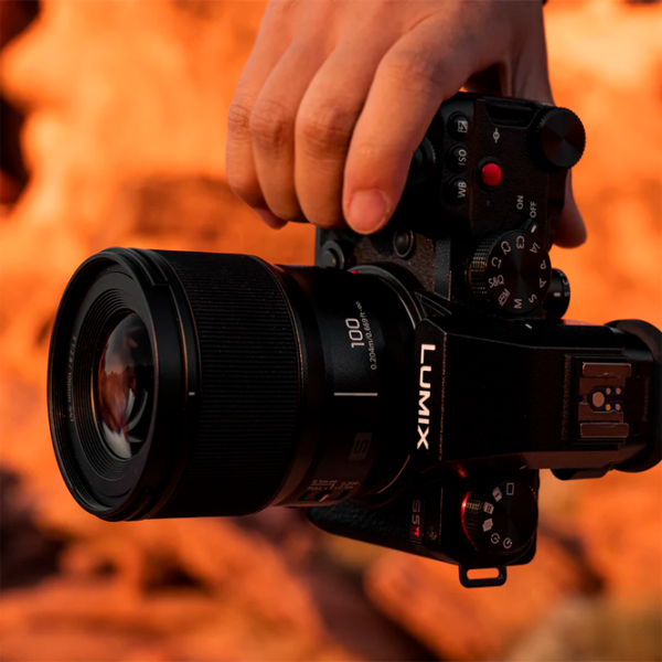 Объектив Panasonic Lumix S 100mm f/2.8, Черный  photo 5