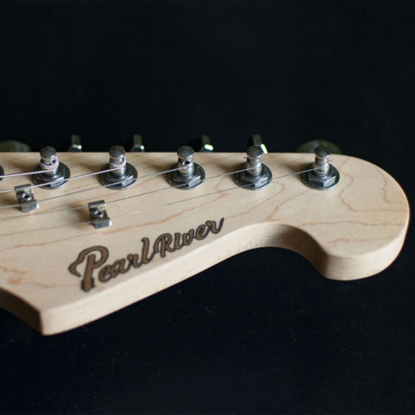 Chitară electrică Pearl River GST10 IV
White , 4/4 photo 8