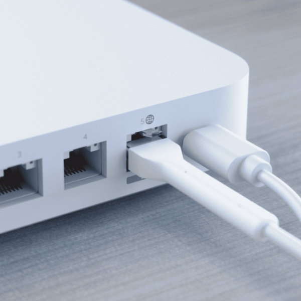 Switch Ubiquiti UCG-Ultra White  photo 6