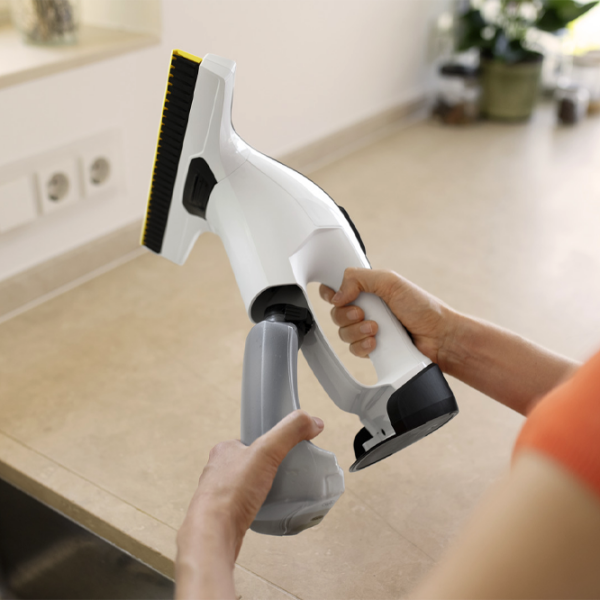 Robot pentru curățarea ferestrelor KARCHER WV 8 Signature Line White Suprafața de curățire: 165 m² photo 7
