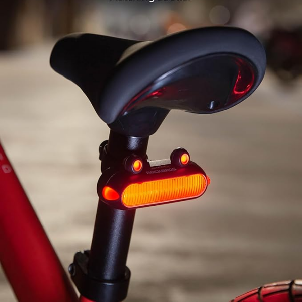 Lanterna bicicletei Rockbros Frog Tail Light Green Black Green Black photo 2