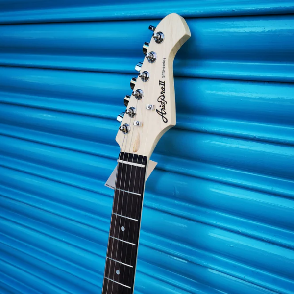 Chitară electrică Aria STG-004 WH
White ,  photo 5