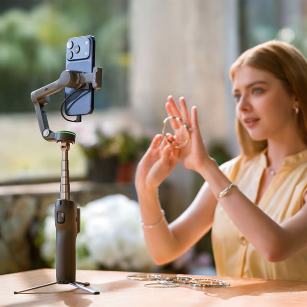 Stabilizator DJI Osmo Mobile 8P Creator Combo Black Wi-Fi / Black photo 11